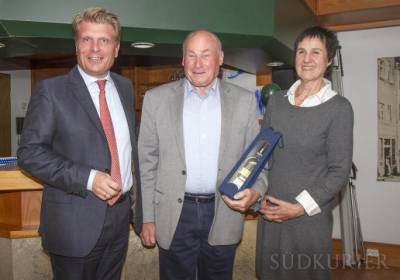 Klaus Lffler wurde bei der HV fr 40 Jahre in der CDU geehrt.